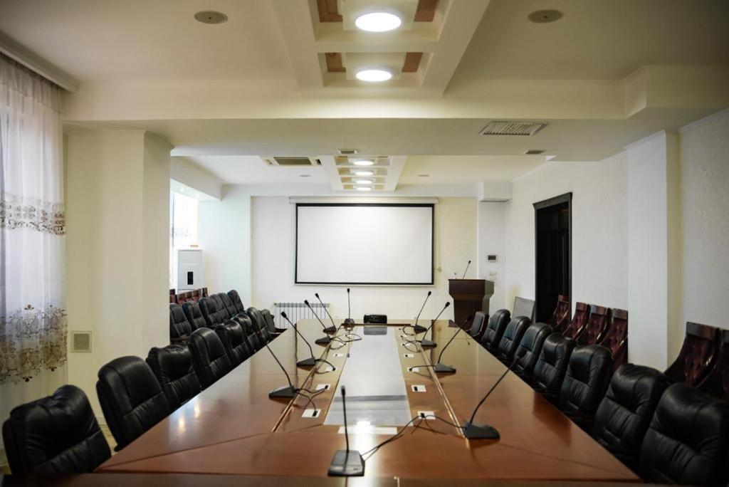 Hotel Zhibek Zholy Shymkent Eksteriør billede