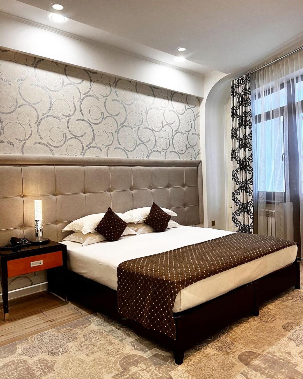 Hotel Zhibek Zholy Shymkent Eksteriør billede